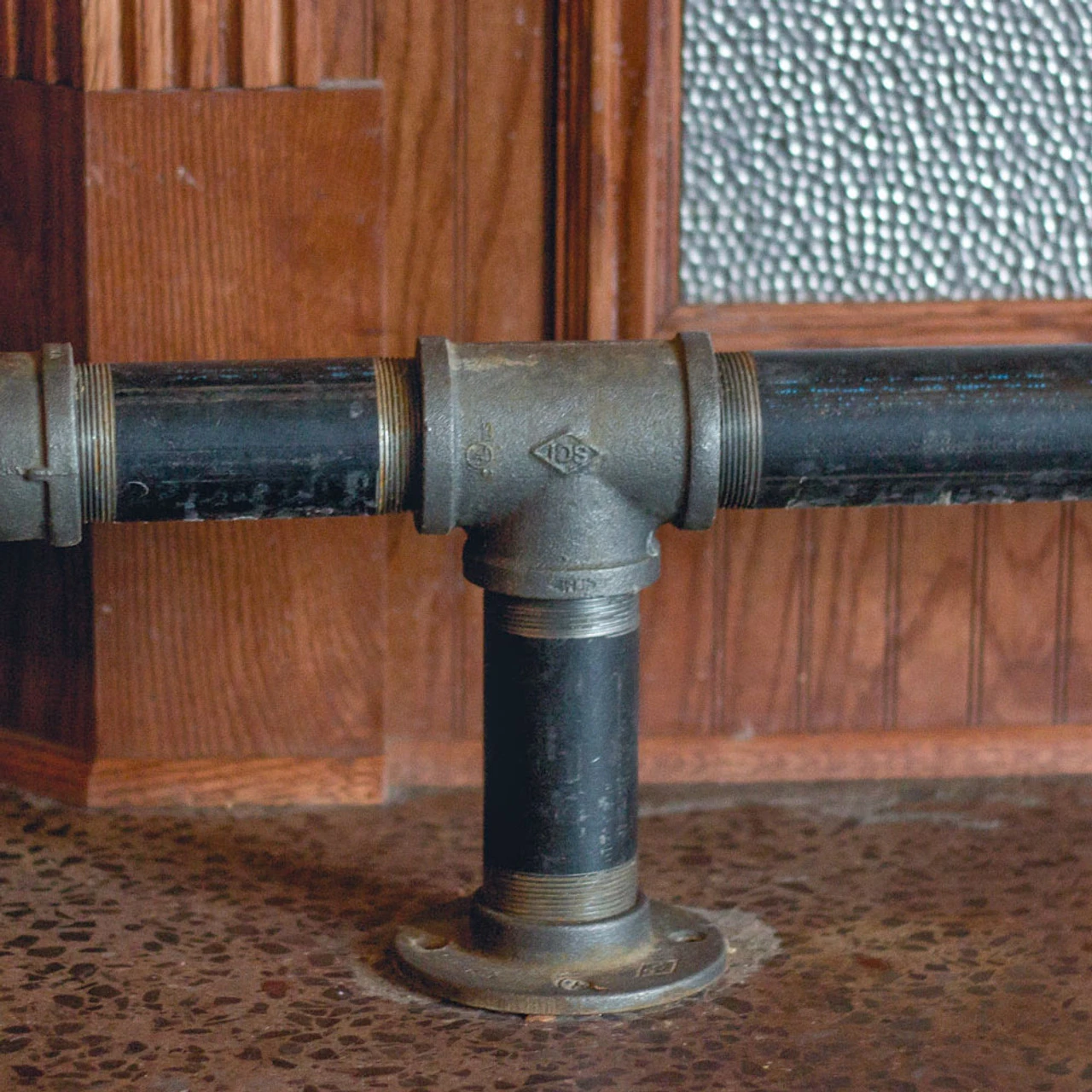 Flange - Black Pipe Foot Rail - 2" 7 Flange - Black Pipe Foot Rail - 2" - Image 5